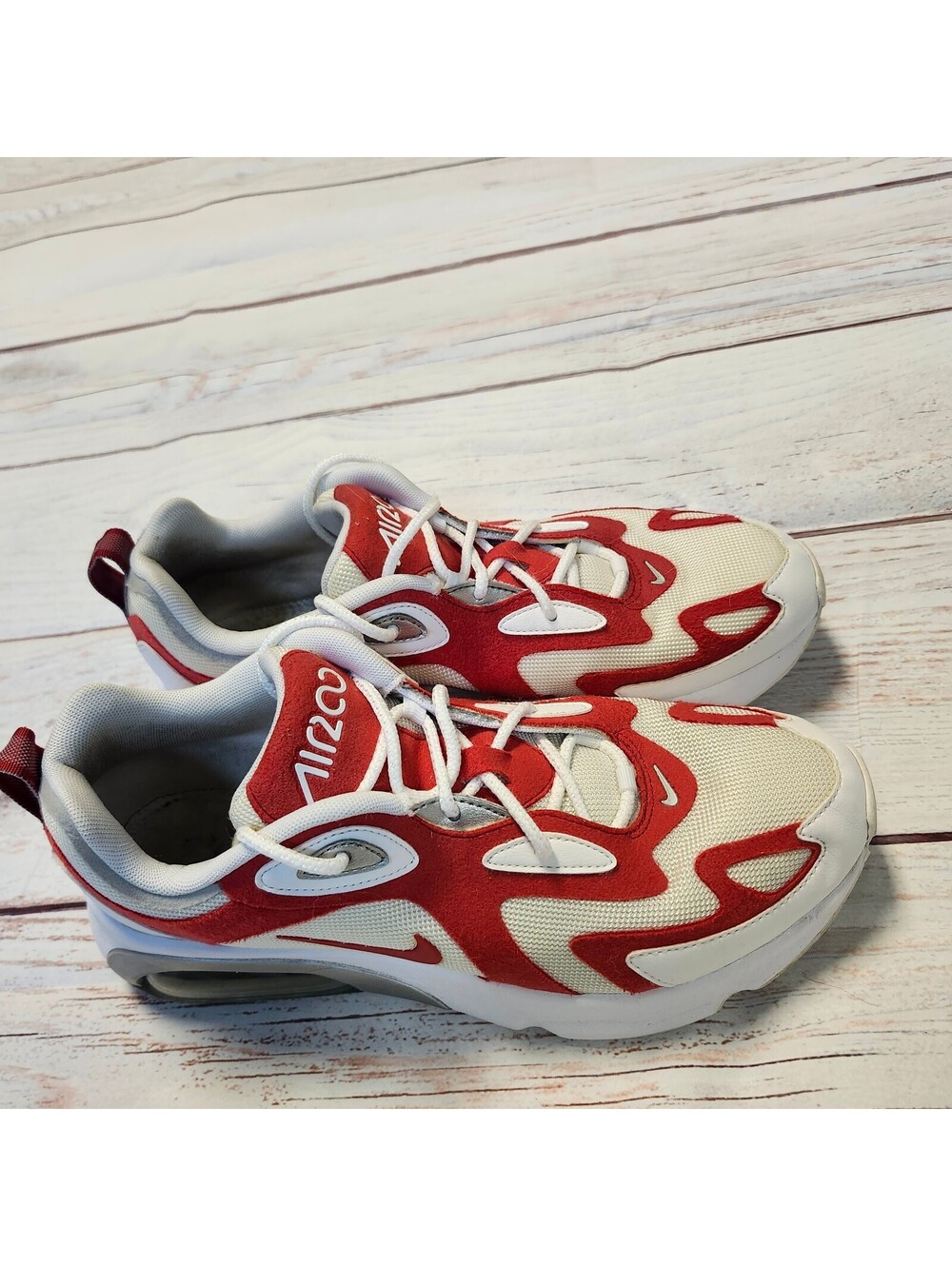 Nike Air 200 Red and White Athletic Sneakers Size 9
